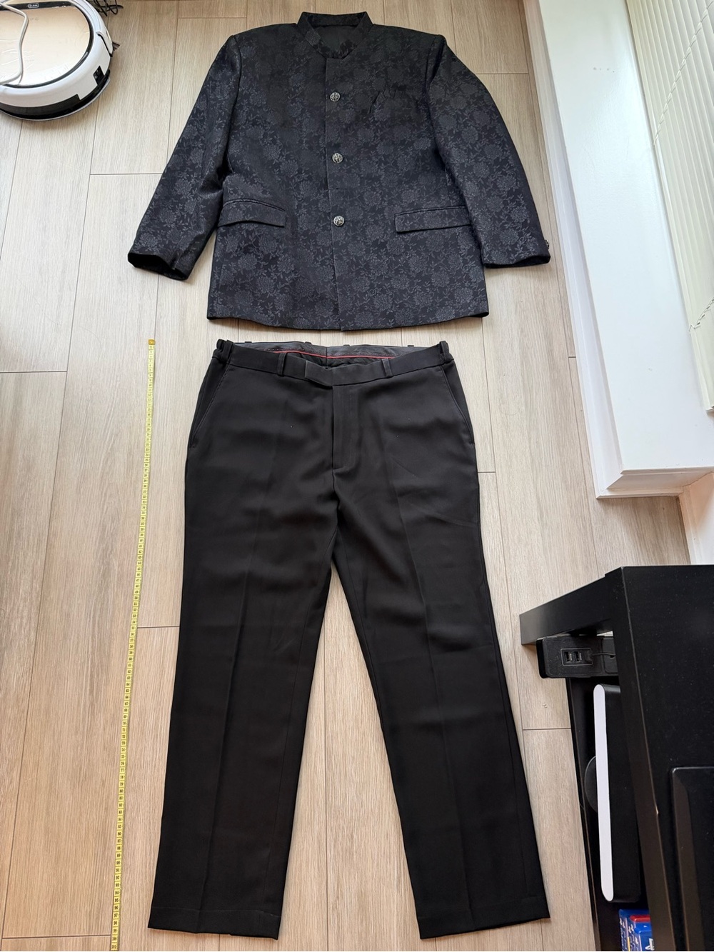 Men's Black Floral-Jacquard Mandarin Collar Suit Jacket with Black Trousers